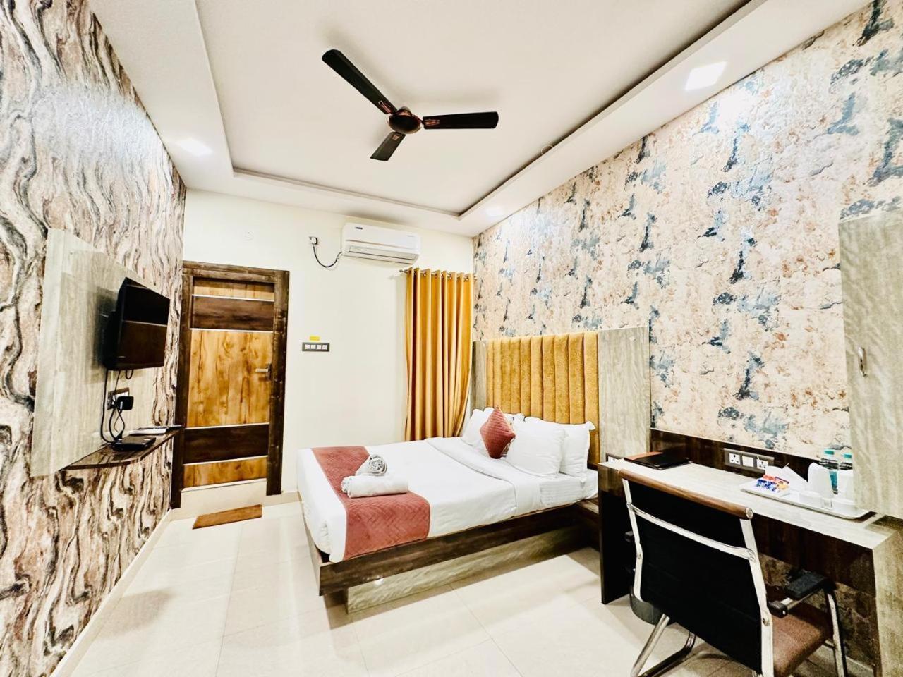Hotel Sky International- Airport Zone Hyderabad Shamshabad Exterior foto