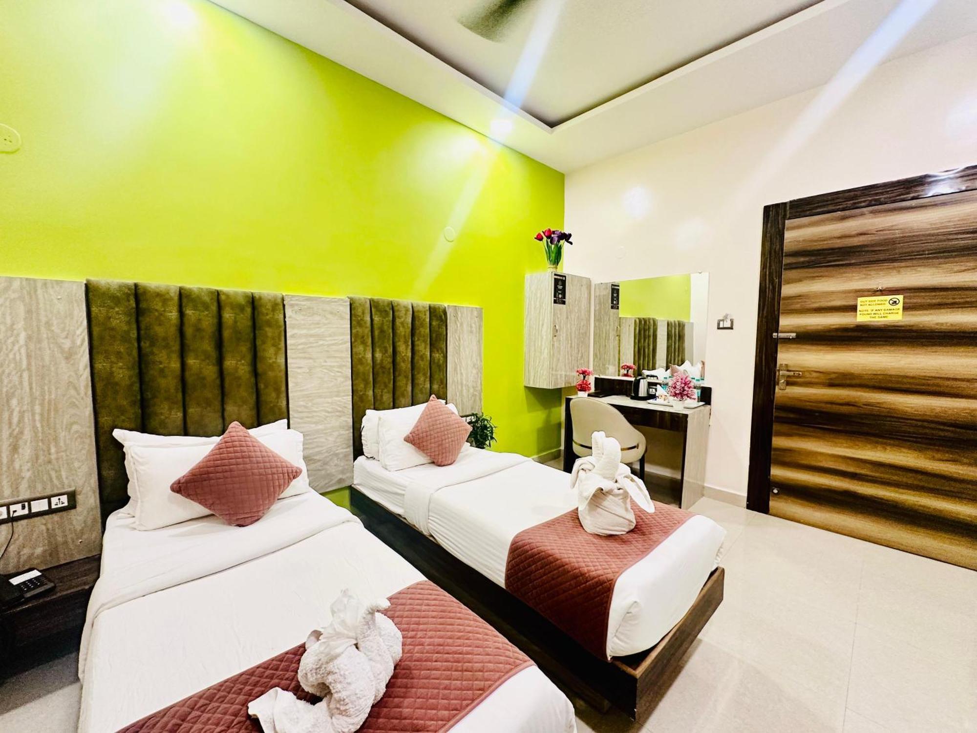 Hotel Sky International- Airport Zone Hyderabad Shamshabad Exterior foto